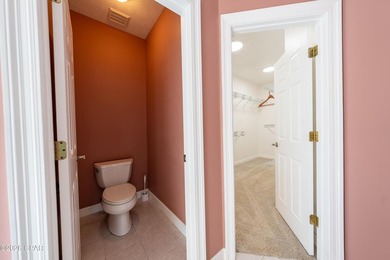 Spacious 3-bedroom, 2-bath traditional ranch-style brick home - photo 48