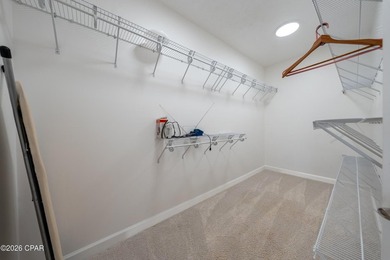 Spacious 3-bedroom, 2-bath traditional ranch-style brick home - photo 49
