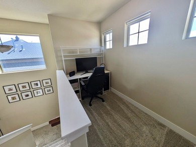 Welcome home to this beautifully maintained Eagle Mountain gem - photo 50