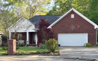 Lake Home For Sale in Dothan, Alabama