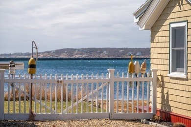 Presenting a rare waterfront Eastern Pt compound spanning 3 - photo 2