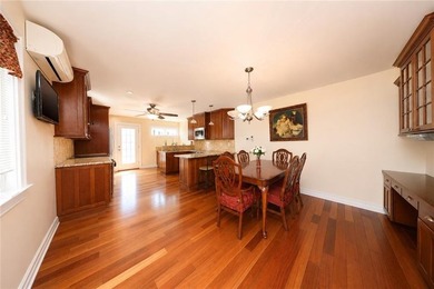Unique package opportunity: includes the house and an adjoining - photo 7