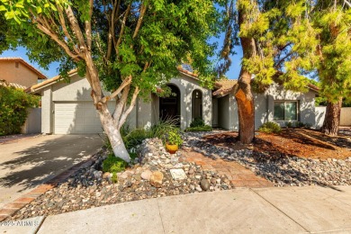 Lake Home Sale Pending in Avondale, Arizona