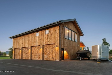 Set on more than four pristine acres beneath the iconic backdrop - photo 4