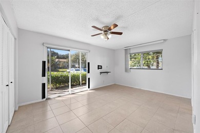 Spacious 1-bedroom, 1.5-bathroom condo conveniently located on - photo 13
