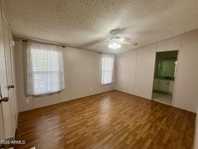 **ALL AGES with LOW lot rent** Welcome Home! Spacious corner-lot - photo 16