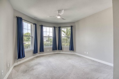 Outstanding New Price! This unique and highly sought-after - photo 18