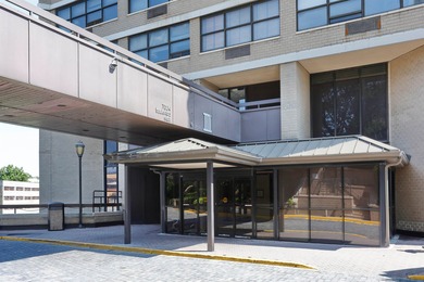 Hudson River Condo For Sale in Guttenberg New Jersey