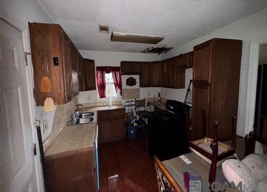 This 3-bedroom, 1-bathroom New Orleans East home on Bright Drive - photo 4