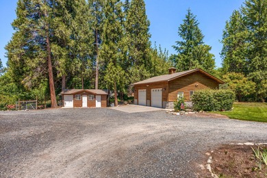 Amazing Applegate River frontage for fishing, kayaking, or