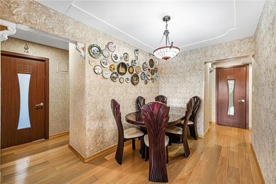 Welcome to this fully renovated luxury residence in the heart of - photo 9