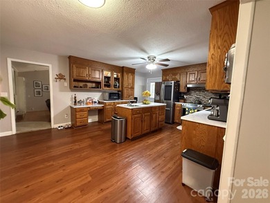Additional listing photo 4