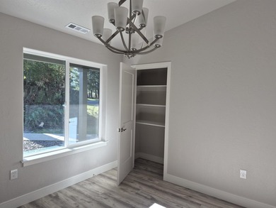 Quality craftsmanship and luxurious materials, this brand-new - photo 47