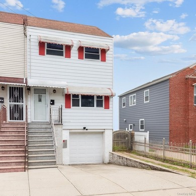 East River - Bronx County  Home Sale Pending in Bronx New York