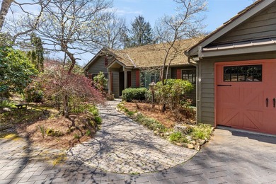 Located on a 1.27 acre view lot only minutes to downtown - photo 3