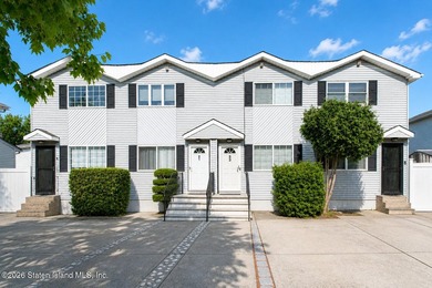 Come bring your imagination, and vision to this great townhouse - photo 1