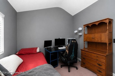 Come bring your imagination, and vision to this great townhouse - photo 8
