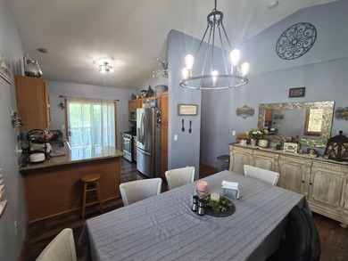 Candlewick Lake, 4 bedroom, 3 bath, large in-ground pool (salt - photo 8