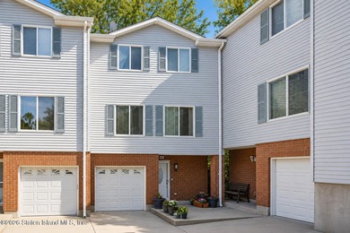 Welcome to 548 Ilyssa Way, a beautifully maintained - photo 1