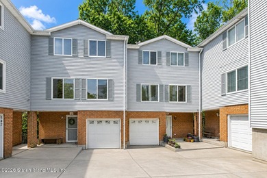 Welcome to 548 Ilyssa Way, a beautifully maintained - photo 2