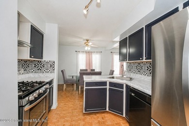 Welcome to 548 Ilyssa Way, a beautifully maintained - photo 7