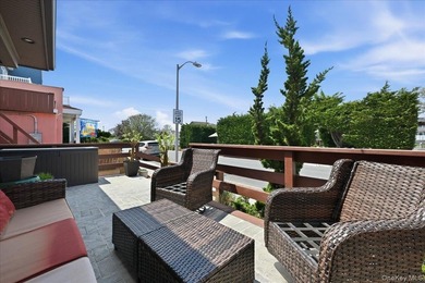 Welcome to 18 Clark Street Long Beach This home is located on - photo 5