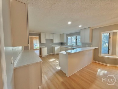 PRICE REDUCED !! Now is the time to make your move! Positioned - photo 11