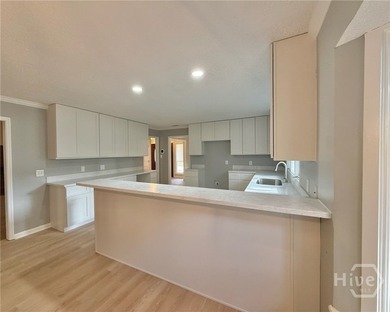 PRICE REDUCED !! Now is the time to make your move! Positioned - photo 12