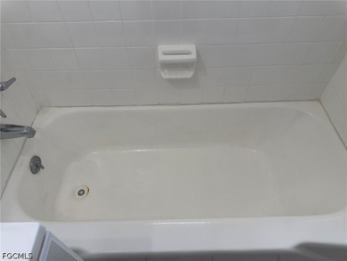 GREAT Investment Opportunity! Charming, Large Four Bedroom, Two - photo 13