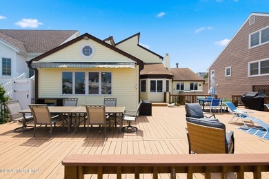 Enjoy waterfront living in this spacious 4-bedroom, 2-bath home - photo 22