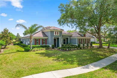 Welcome to this exceptional 5-bed luxury estate in Sorrento - photo 3