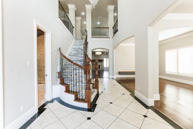 *Huge Price Reduction* Step into luxury at Lakeridge Villas - photo 6