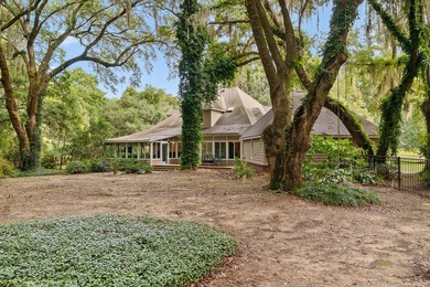 Experience an idyllic Lowcountry lifestyle in Gift Plantation - photo 42