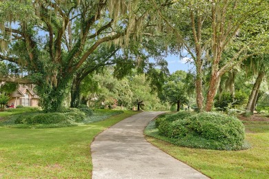 Experience an idyllic Lowcountry lifestyle in Gift Plantation - photo 45