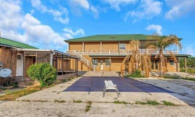 * *FANTASTIC POOL HOME WITH ALMOST 7,000 HEATED SQFT (mol) ON 10 - photo 8