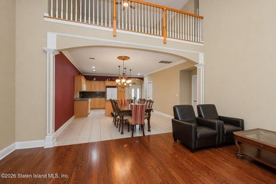 Welcome to one of the most luxurious communities on Staten - photo 6