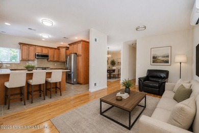 Welcome to 6 Clinton Court! This impressive single family Side - photo 9