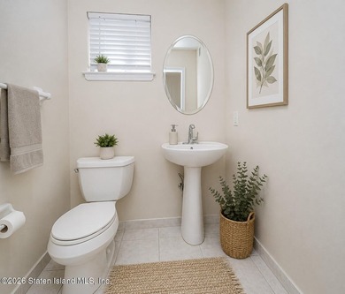Welcome to 6 Clinton Court! This impressive single family Side - photo 10