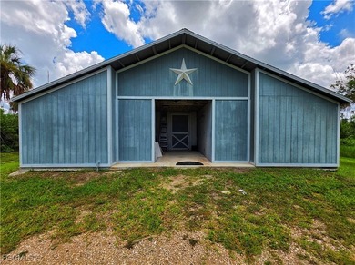 $5000 credit towards Buyer's closing costs. OVERSIZED YARD - - photo 3