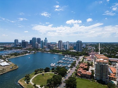 One or more photo(s) has been virtually staged. WATERFRONT - photo 8