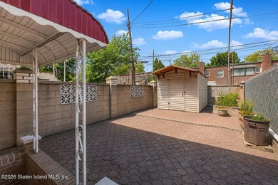 Exceptional opportunity to own a vacant two-family attached home - photo 5