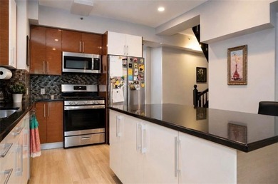Unique opportunity to own four bedrooms - three full baths 1800 - photo 7