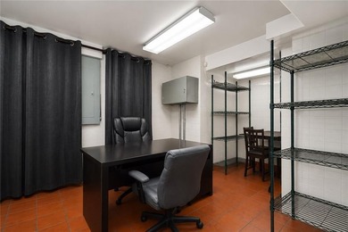 Amazing Business For Sale - Bar/Restaurant in Prime Bay Ridge - photo 4