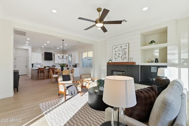 Stunning, move-in ready 3 bedroom + den, 2.5 bath home on a - photo 16