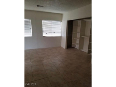 WHAT AN AMAZING HOME W/ RV OR BOAT PARKING ON SIDE OF HOUSE!