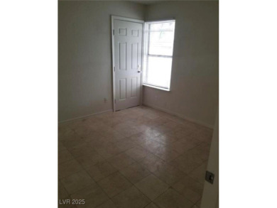 WHAT AN AMAZING HOME W/ RV OR BOAT PARKING ON SIDE OF HOUSE!