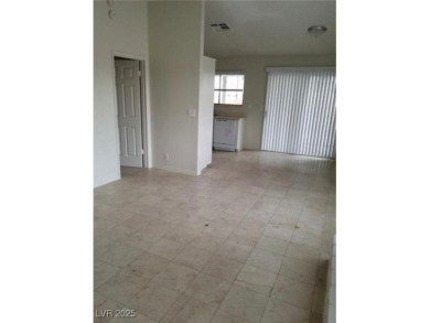 WHAT AN AMAZING HOME W/ RV OR BOAT PARKING ON SIDE OF HOUSE!