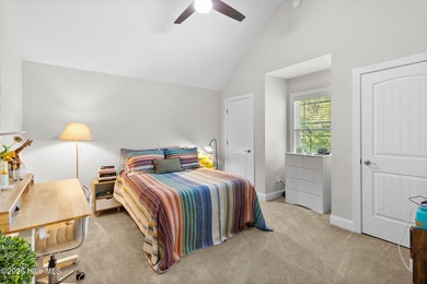 PRICE IMPROVEMENT! Sellers are Motivated!! This stunning - photo 33