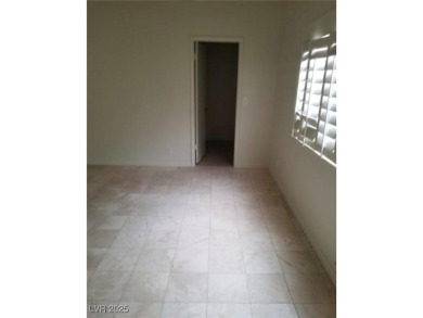 WHAT AN AMAZING HOME W/ RV OR BOAT PARKING ON SIDE OF HOUSE!