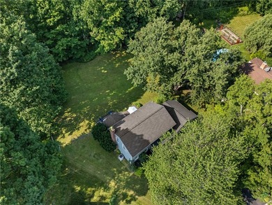 Welcome home to this beautiful 4-bedroom, 2.5-bath Colonial - photo 45